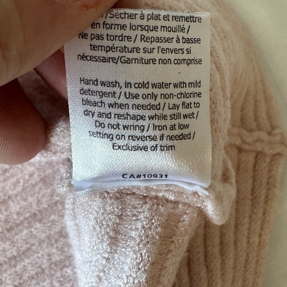 Melanie Lyne Long Sleeve Ribbed Bell Cuff Sweater Light Salmon Size Small Pearls - Picture 8 of 16